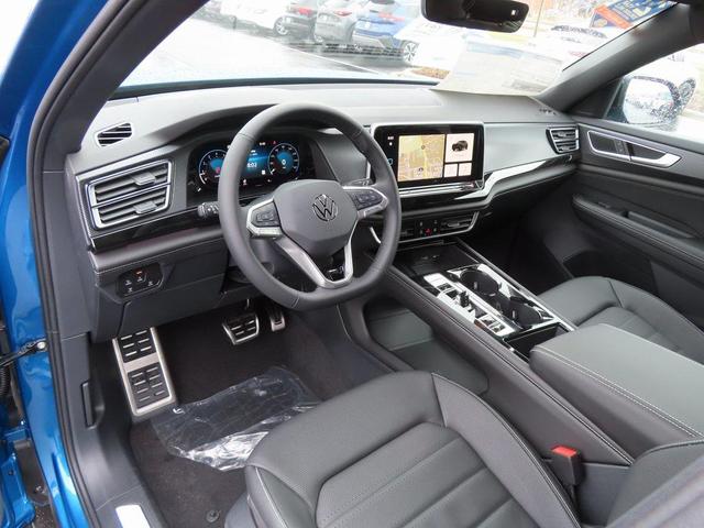 Photo of 2025 Blue Volkswagen Atlas Cross Sport