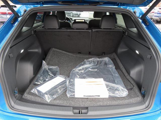 Photo of 2025 Blue Volkswagen Atlas Cross Sport