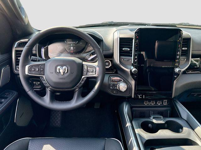 Photo of 2026 Diamond Black Crystal Pearlcoat RAM 1500