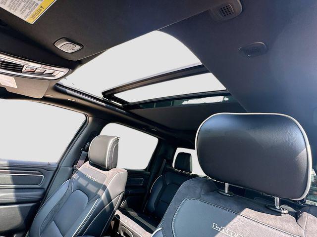 Photo of 2026 Diamond Black Crystal Pearlcoat RAM 1500