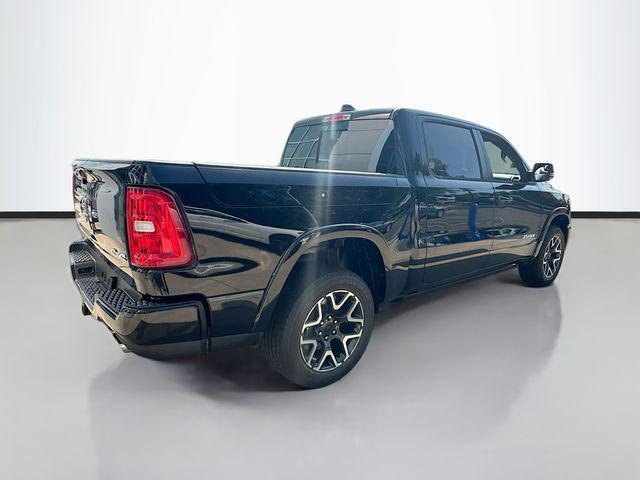 Photo of 2026 Diamond Black Crystal Pearlcoat RAM 1500