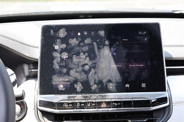 Photo of 2025 Diamond Black Crystal Pearlcoat Jeep Compass