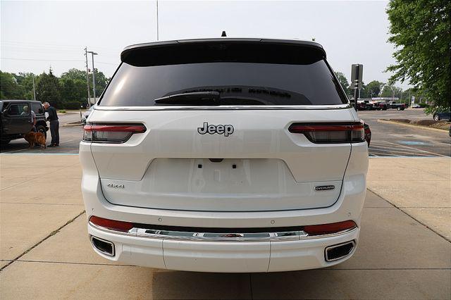 Photo of 2025 Bright White Clearcoat Jeep Grand Cherokee L