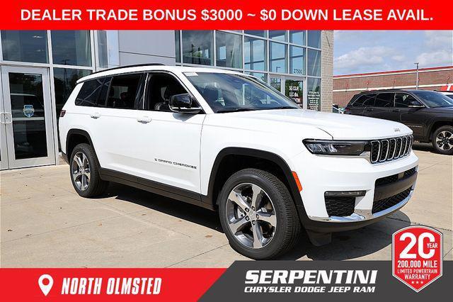 Photo of 2025 Bright White Clearcoat Jeep Grand Cherokee L