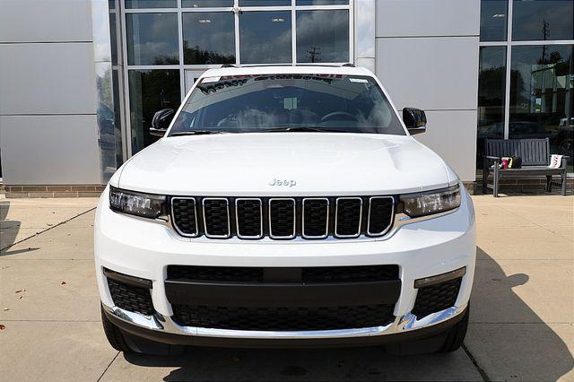 Photo of 2025 Bright White Clearcoat Jeep Grand Cherokee L