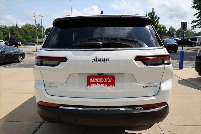 Photo of 2025 Bright White Clearcoat Jeep Grand Cherokee L