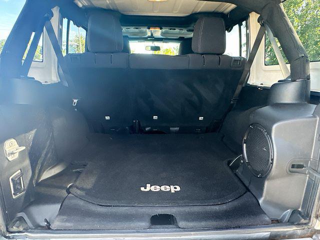Photo of 2013 Billet Metallic Clearcoat Jeep Wrangler Unlimited