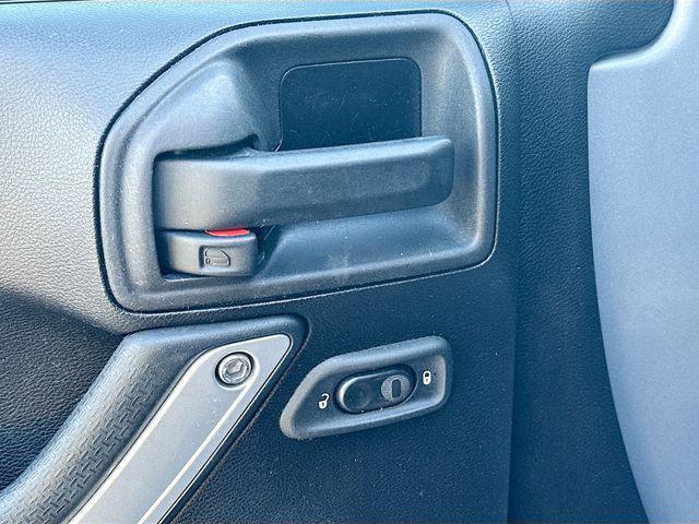Photo of 2013 Billet Metallic Clearcoat Jeep Wrangler Unlimited