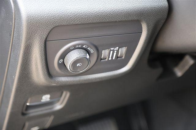 Photo of 2025 Baltic Gray Metallic Clearcoat Jeep Grand Cherokee L