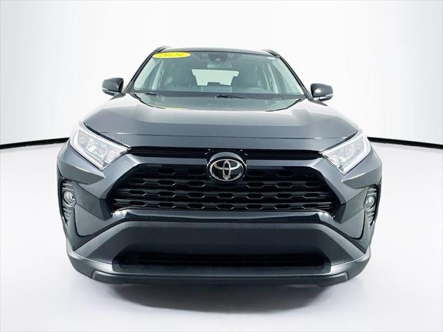 Photo of 2021 Midnight Black Metallic Toyota RAV4
