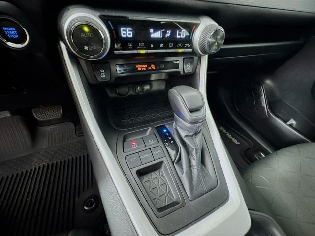 Photo of 2021 Midnight Black Metallic Toyota RAV4
