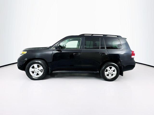Photo of 2009 Super White Toyota Land Cruiser