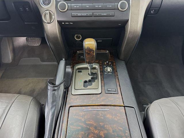 Photo of 2009 Super White Toyota Land Cruiser