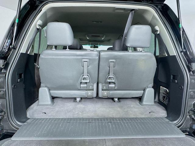 Photo of 2009 Super White Toyota Land Cruiser