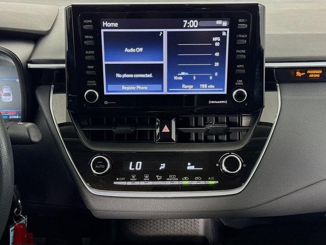 Photo of 2022 Classic Silver Metallic Toyota Corolla