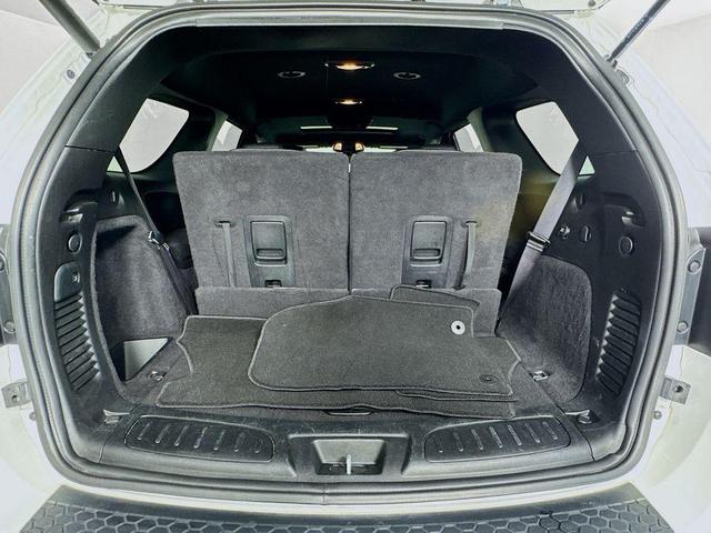 Photo of 2023 White Knuckle Clearcoat Dodge Durango