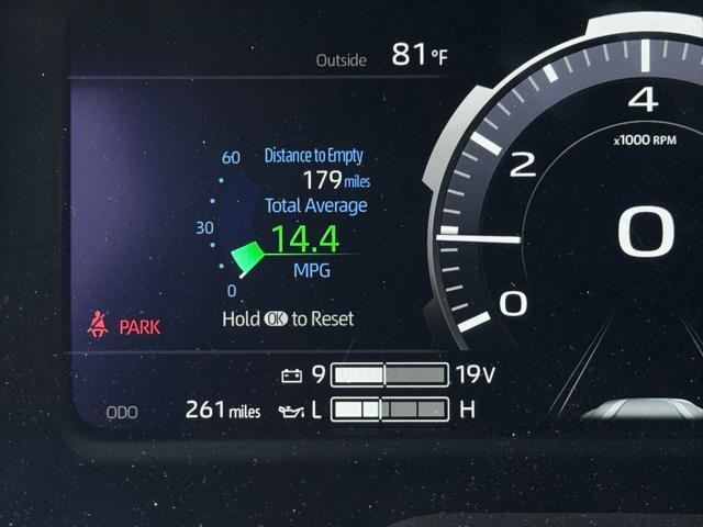 Photo of 2025 Wind Chill Pearl Toyota Tundra Hybrid