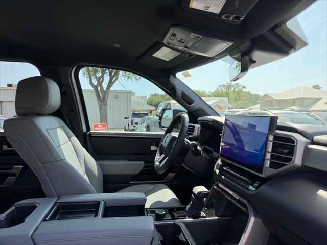 Photo of 2025 Wind Chill Pearl Toyota Tundra Hybrid