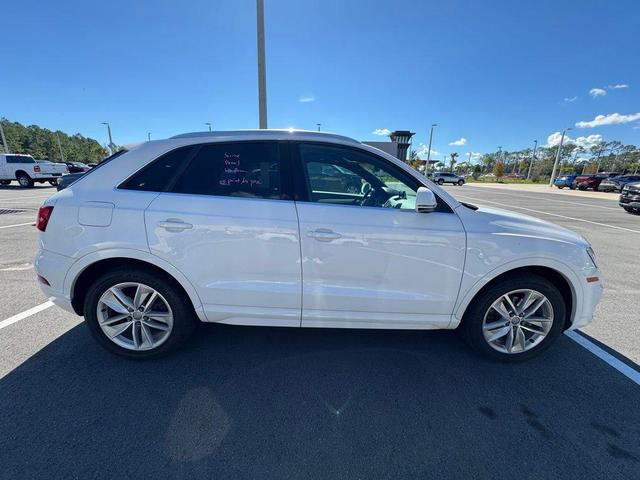 Photo of 2016 Cortina White Audi Q3