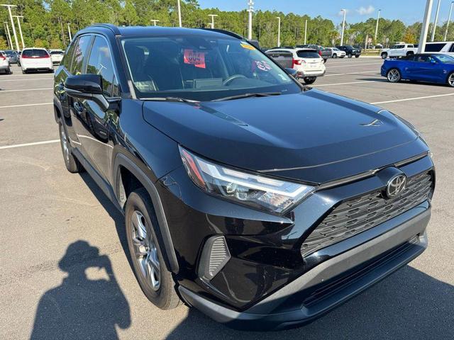 Photo of 2022 Midnight Black Metallic Toyota RAV4