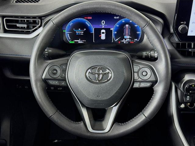 Photo of 2024 Wind Chill Prl Toyota RAV4 Hybrid