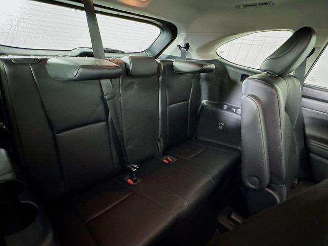 Photo of 2021 Gray Toyota Highlander