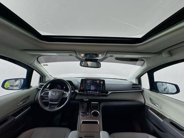 Photo of 2023 Blueprint Toyota Sienna