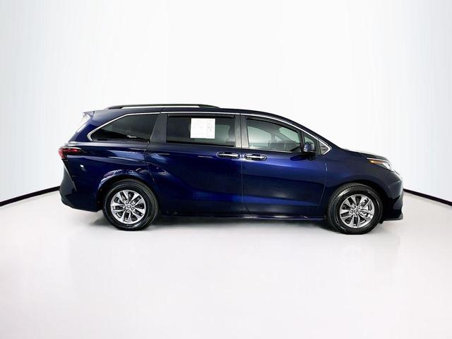Photo of 2023 Blueprint Toyota Sienna