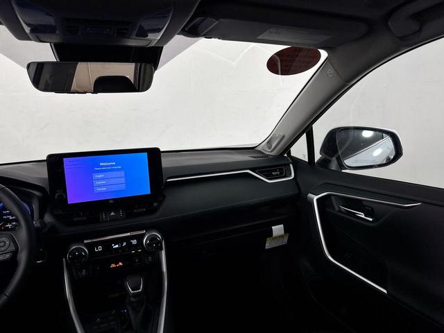 Photo of 2025 Wind Chill Pearl Toyota RAV4