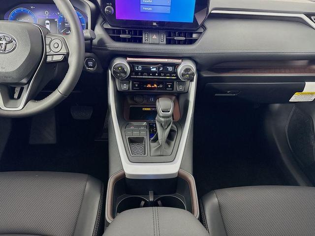 Photo of 2025 Wind Chill Pearl Toyota RAV4