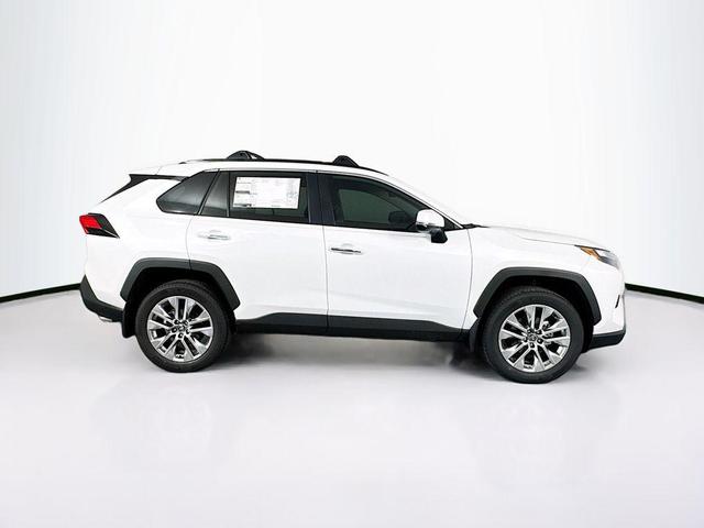 Photo of 2025 Wind Chill Pearl Toyota RAV4