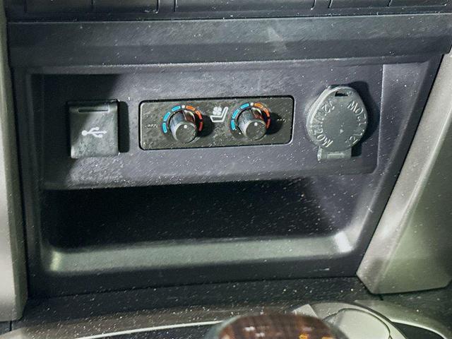 Photo of 2020 Midnight Black Metallic Toyota 4Runner