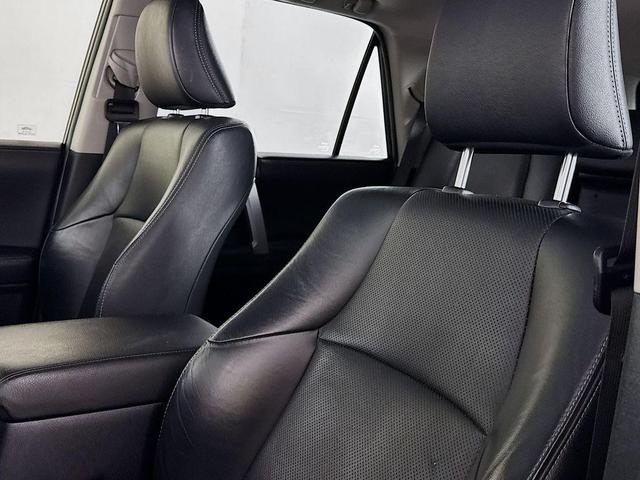 Photo of 2020 Midnight Black Metallic Toyota 4Runner