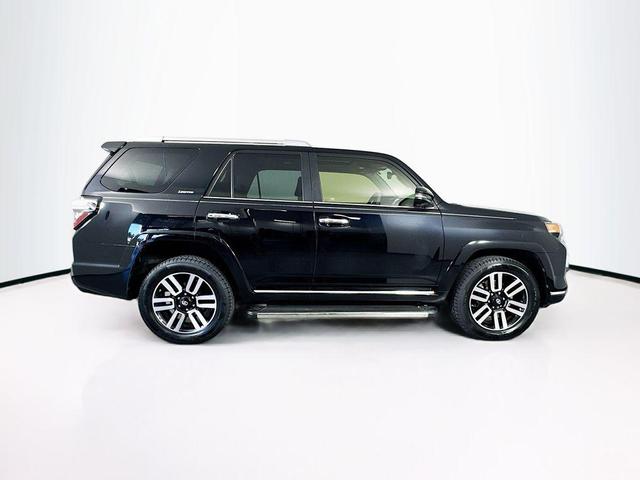 Photo of 2020 Midnight Black Metallic Toyota 4Runner