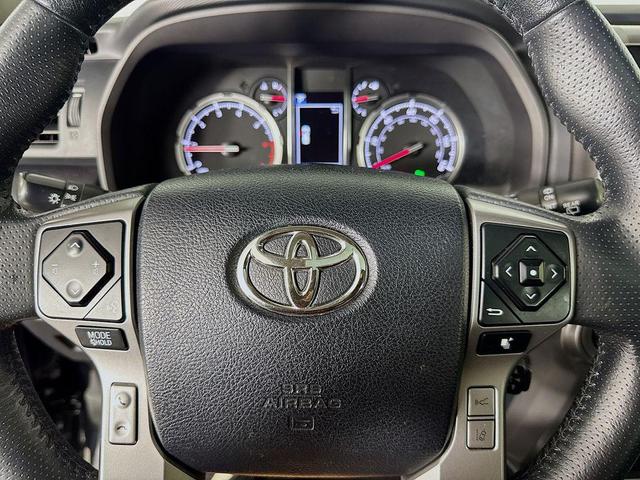 Photo of 2020 Midnight Black Metallic Toyota 4Runner
