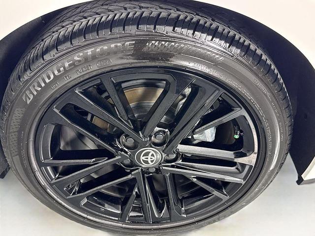 Photo of 2025 Ice Cap Toyota Camry