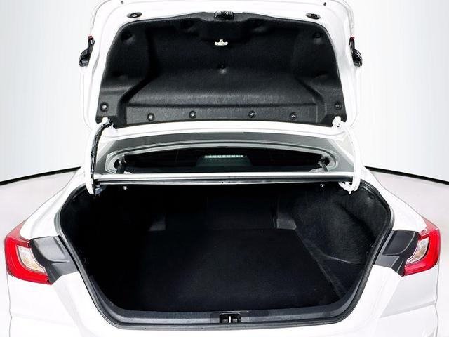 Photo of 2025 Ice Cap Toyota Camry
