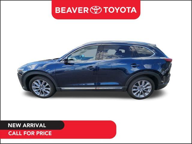 Photo of 2023 Deep Crystal Blue Mica Mazda CX-9