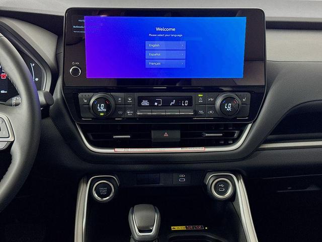 Photo of 2025 Midnight Black Metallic Toyota Grand Highlander