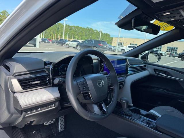 Photo of 2025 Ice Cap Toyota Camry