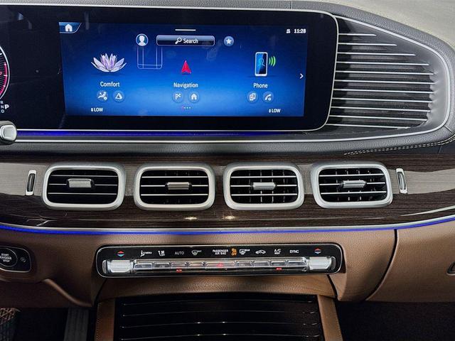 Photo of 2024 Polar White Mercedes-Benz GLS 450