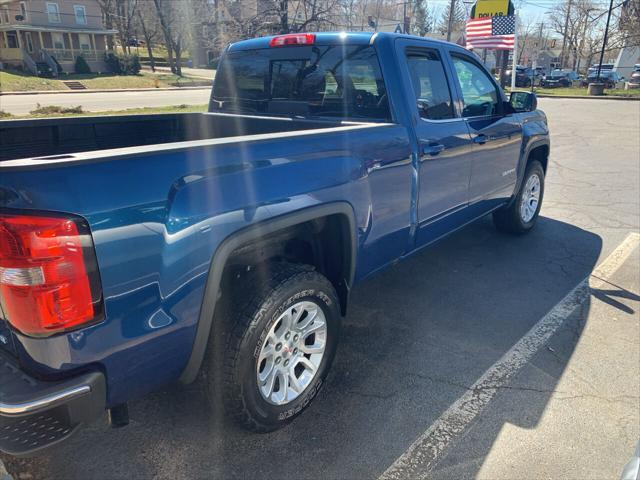 Photo of 2016 Blue GMC Sierra 1500