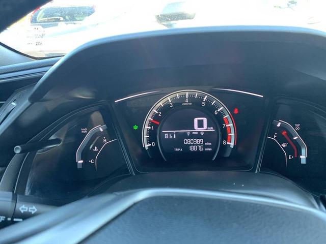 Photo of 2018 Gray Honda Civic