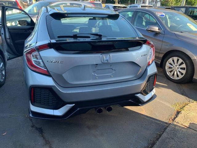 Photo of 2018 Gray Honda Civic