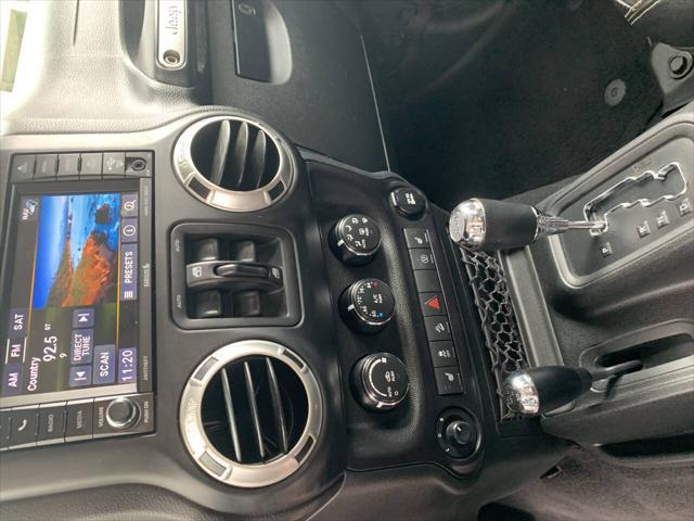 Photo of 2017 Pewter Jeep Wrangler Unlimited