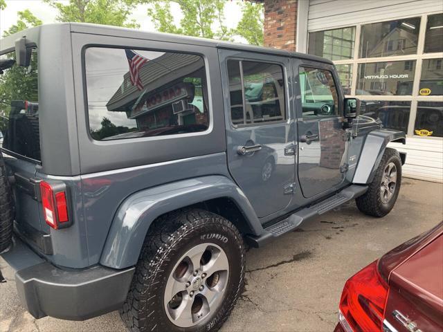 Photo of 2017 Pewter Jeep Wrangler Unlimited