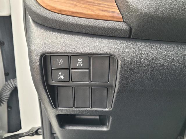 Photo of 2021 Platinum White Pearl Honda CR-V