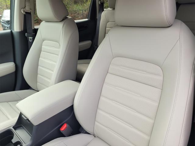 Photo of 2025 Meteorite Gray Metallic Honda CR-V