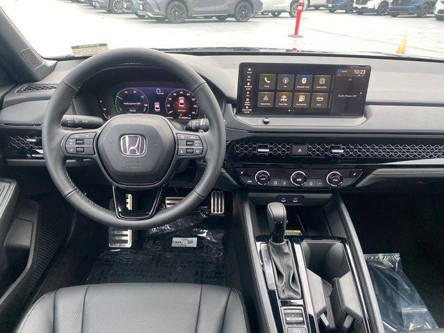 Photo of 2025 Crystal Black Pearl Honda Accord Hybrid