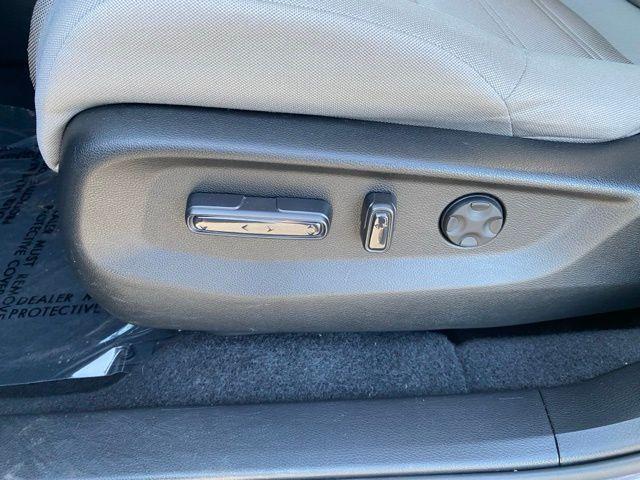 Photo of 2022 Modern Steel Metallic Honda CR-V
